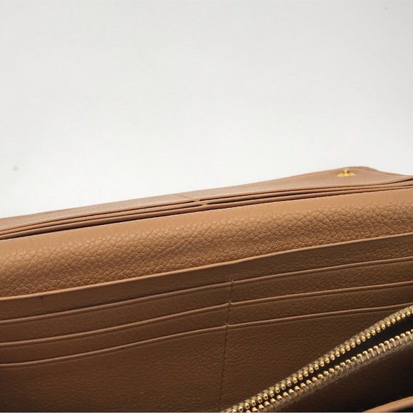 EUC PRADA LOGO TAN LONG LEATHER WALLET - Picture 7 of 16